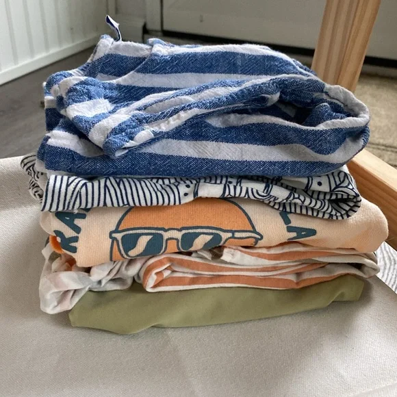 6-12 months Girl “Stripes & Graphics” Bundle - Picture 3 of 15